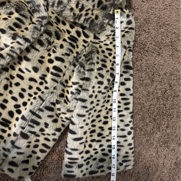 EUC Womens Faux Fur Evening Jacket XS Cheetah Old Money Upper Class Animal Print - Picture 12 of 12